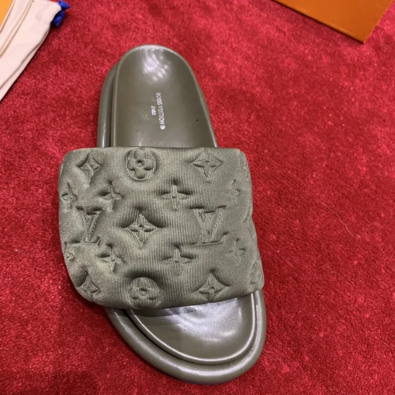 Louis Vuitton Shoe 